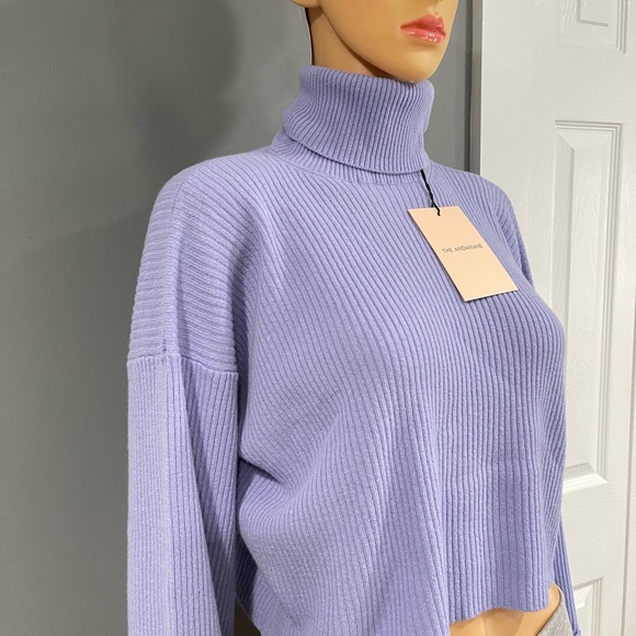 Andamane Hanya Cropped Turtleneck Sweater - Picture 11 of 12
